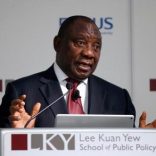 South African Deputy President Cyril Ramaphosa speaks during a lecture at the Lee Kuan Yew School of Public Policy in Singapore October 7, 2016. REUTERS/Edgar Su