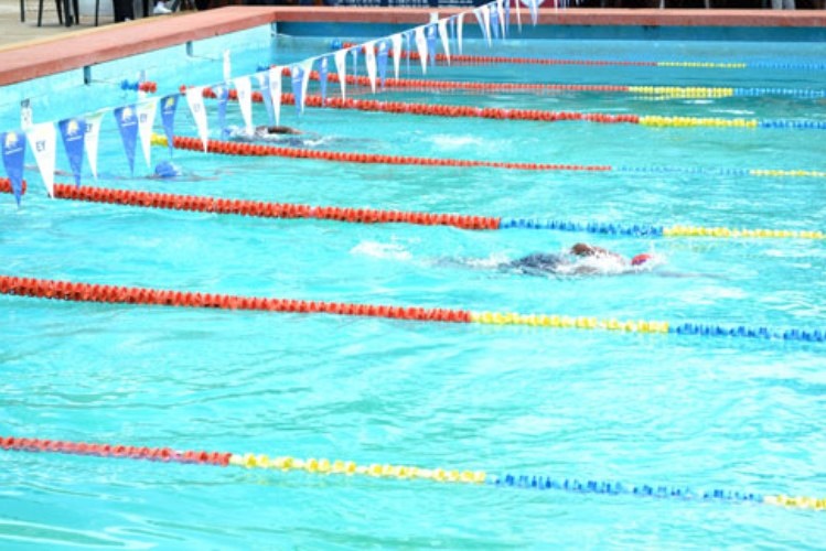 swimmingpool