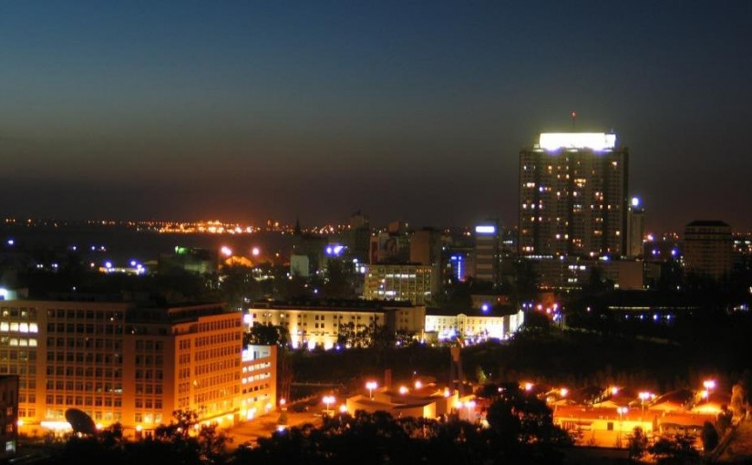 Mhoje_maputobynight_photo_jpg-825x510
