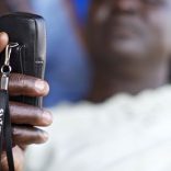 Mobile-use-Africa-011