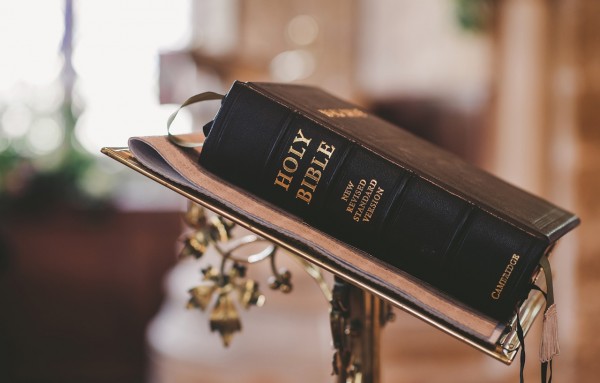 bible-2110439_1280