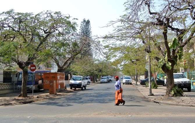 SOCIEDADE - (Vias rodoviarias) Vista parcial da cidade de Maputo, capital de Mocambique. Sabado, 25 de agosto de 2012. (SERGIO MIGUEL SANTOS/ASF)