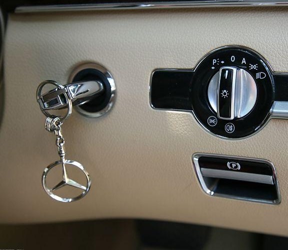 mercedesbenz3