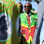 Zimbabwean President Robert Mugabe arrives at a rally in Marondera, Zimbabwe, June 2, 2017. REUTERS/Philimon Bulawayo