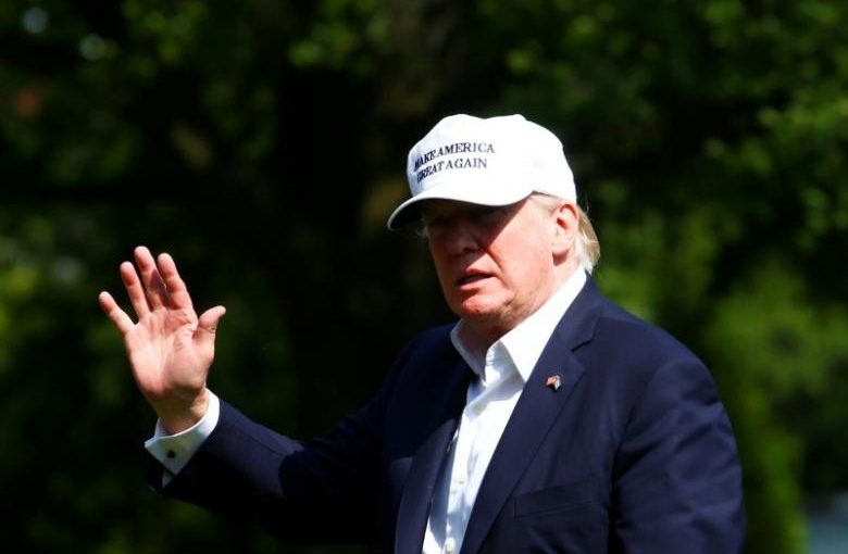 U.S. President Donald Trump walks to the White House in Washington, U.S. following his arrival from Camp David June 18, 2017. REUTERS/Eric Thayer