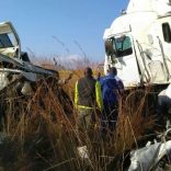 WEB_PHOTO_MPUMALANGA_CRASH_TAXI_TRUCK_04_07_2017 (1)
