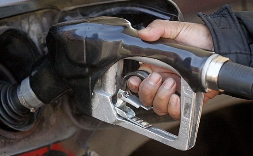 d366bf2c-0f49-492b-be88-045a6faa447d-120329_gas_pump_2_660