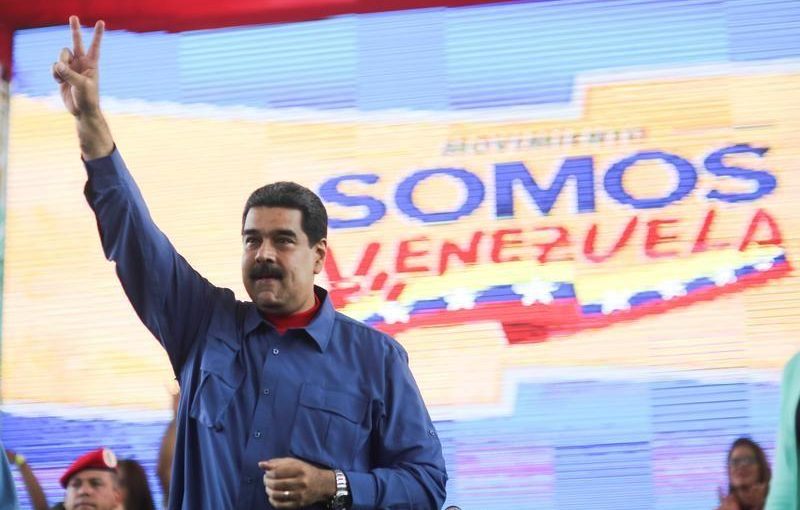 Venezuela's President Nicolas Maduro gestures as he arrives for an event with supporters in Caracas, Venezuela July 20, 2017. Miraflores Palace/Handout via REUTERS