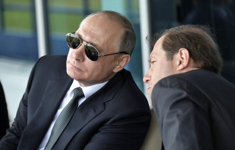 Russian President Vladimir Putin and Industry and Trade Minister Denis Manturov watch a display during the MAKS 2017 air show in Zhukovsky, outside Moscow, Russia, July 18, 2017. Sputnik/Alexei Nikolsky/Kremlin via REUTERS