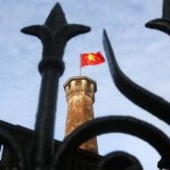 A Vietnamese national flag is seen at the Flag Tower of Hanoi in Hanoi November 13, 2014. REUTERS/Kham