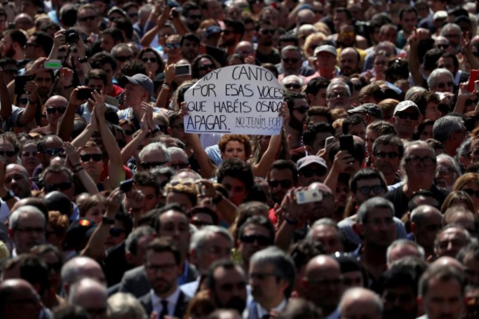 barcelona.r.crowd