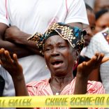 A mother who lost her son during the mudslide reacts near the entrance of Connaught Hospital in Freetown, Sierra Leone August 16, 2017. REUTERS/Afolabi Sotunde