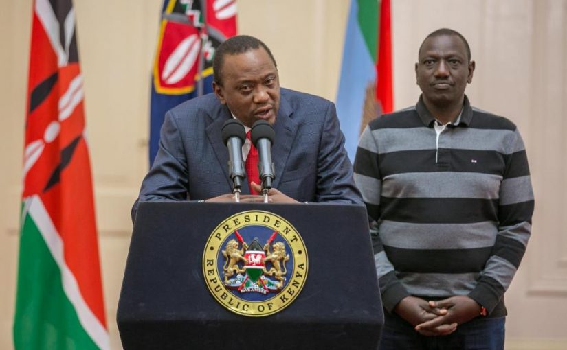 Kenya's President Uhuru Kenyatta flanked by his Deputy William Ruto addresses the nation at State House in Nairobi, Kenya September 1, 2017.  Presidential Press Service/Handout via REUTERS
