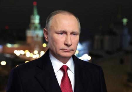 Russia's President Vladimir Putin makes his annual New Year address to the nation in Moscow, Russia, December 31, 2016. Sputnik/Mikhail Klimentyev/Kremlin via REUTERS/File Photo