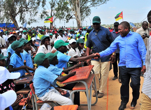 nyusi.school.desks.not