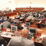 Mhoje_parliamentnoticias_photo_jpg