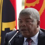 Angolan President Joao Lourenco gives his first press conference after his election on January 8, 2018 to mark his first 100 days in office at the Presidential Palace in Luanda. / AFP PHOTO / AMPE ROGERIO