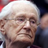 _100385817_oskargroening