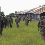 M23 rebels take position near the town of Mutaho, in eastern Democratic Republic of Congo May 27, 2013. REUTERS/Jonny Hog