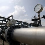 gas-pipeline-and-gauge (3)