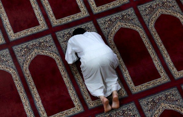 WEB_MOSQUE_PRAYER_27_06_2015