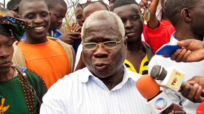 dhlakama.file.dw