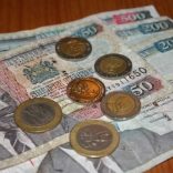 WEB_PHOTO_KENYA_MONEY_30062017