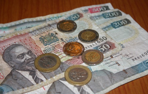 WEB_PHOTO_KENYA_MONEY_30062017
