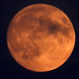 Blood-moon-2018-07-26t222705z