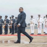 Nyusi.arrives.caboverde.not_