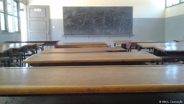 School.empty_.dw_