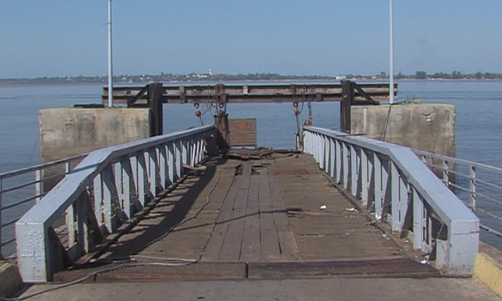 Catembe.ferry_.crossing.maputo.op_