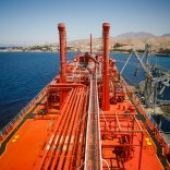 Flng.b