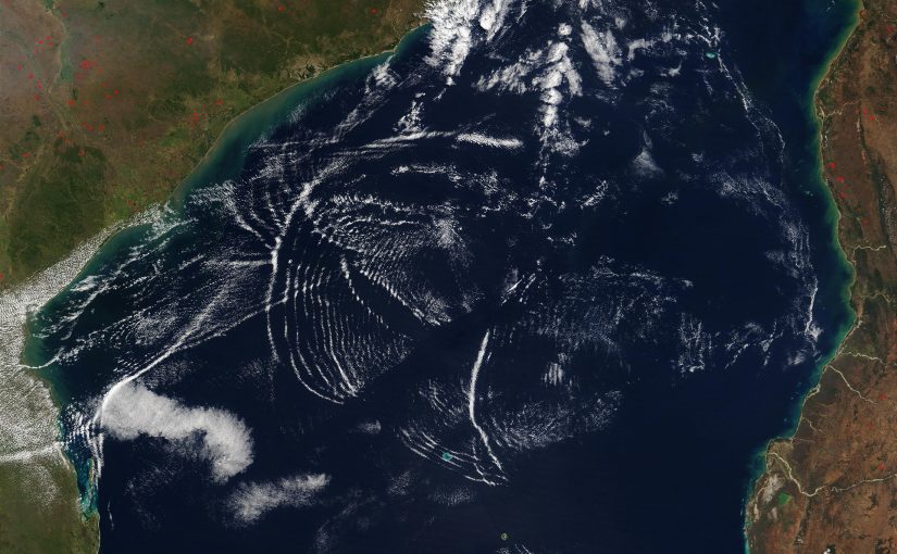 Mozambique.A2002228.0745.500m