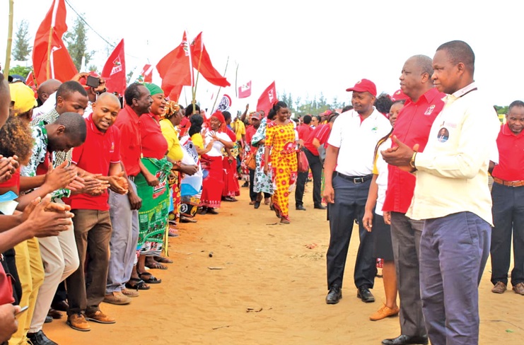 Frelimo.domingo.file_