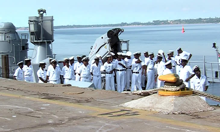NAVIO-DE-GUERRA