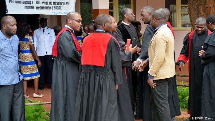 Magistrates.dw_
