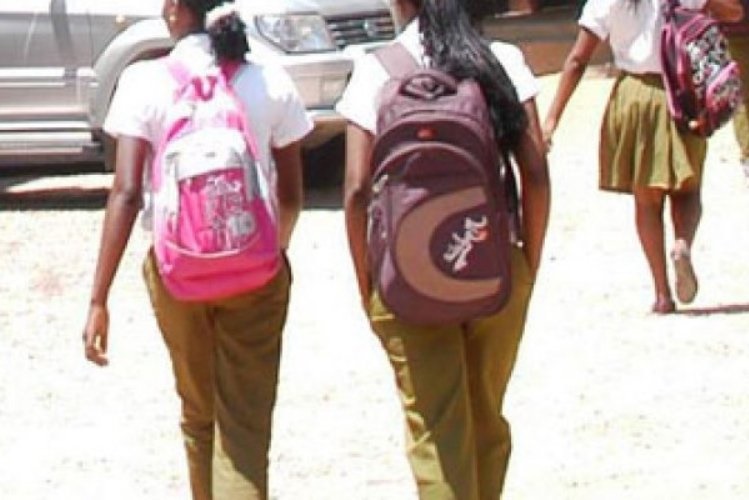 Girlsschool.file_.fm_