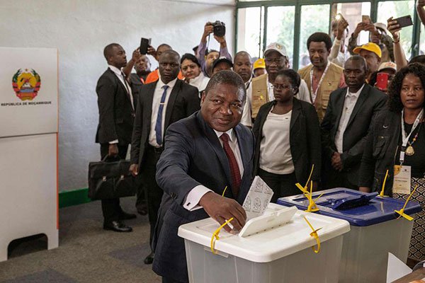Nyusi-15