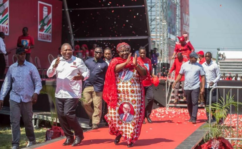Nyusifirstladyisauranyusi