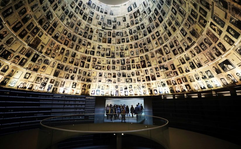 Holocaustis