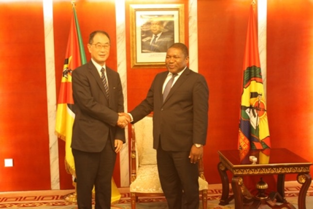 Japanamb.rm_