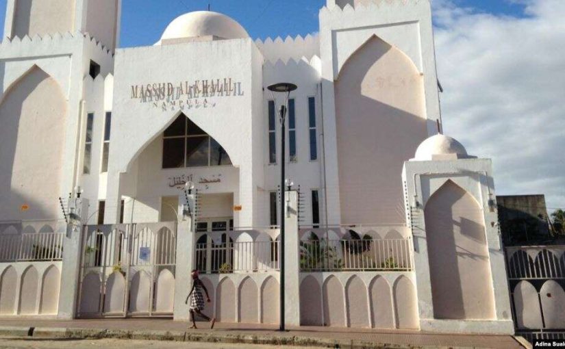 Nampula.mosque.voapt_