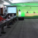 Encontro-sobre-plastico-