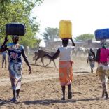 Women.lusa_.mozambique