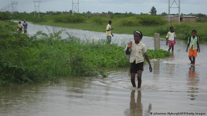Gaza.floods.dw_