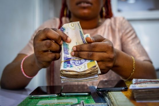 Nigerians shun Naira for foreign currencies | Club of Mozambique