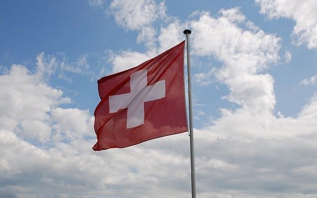 Swtzerlandflag.lwikiemediacommons