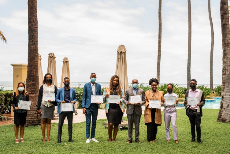 Graduates.mnk_