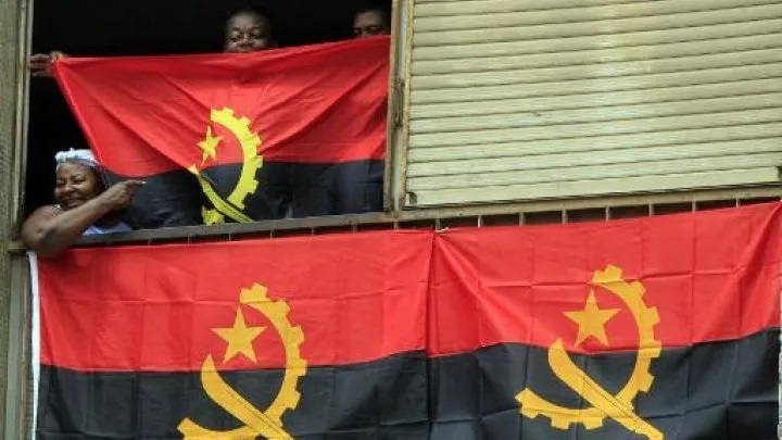 Angola.flag_.afp_